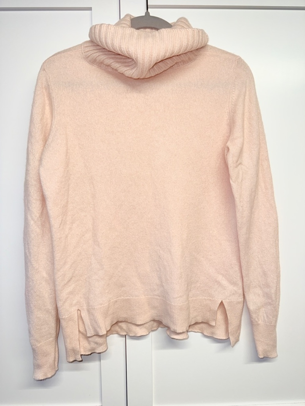 100% Cashmere Halogen Pale Pink Cowl Neck Sweater
